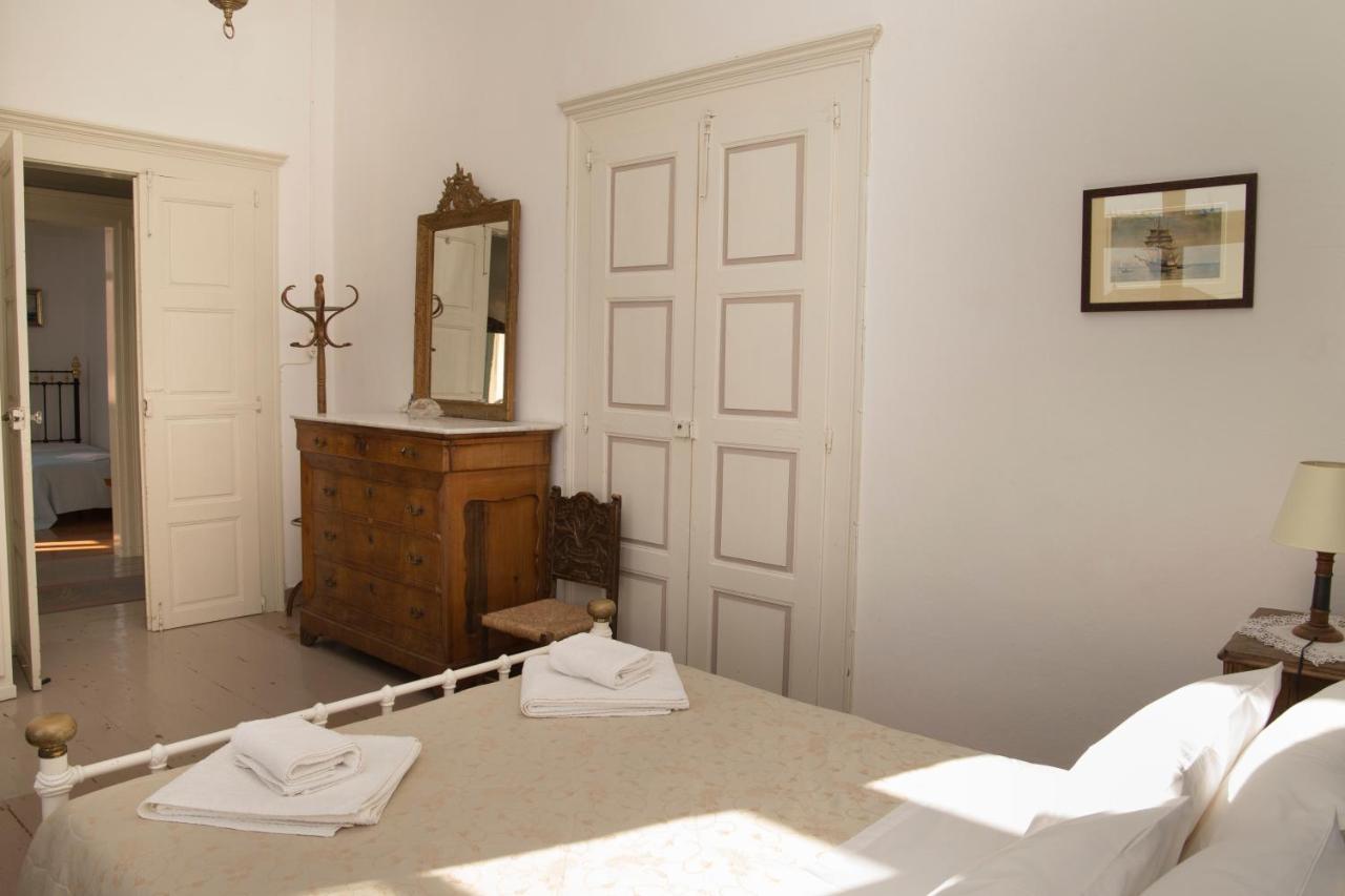 1861 Mansion Spetses Villa Luaran gambar