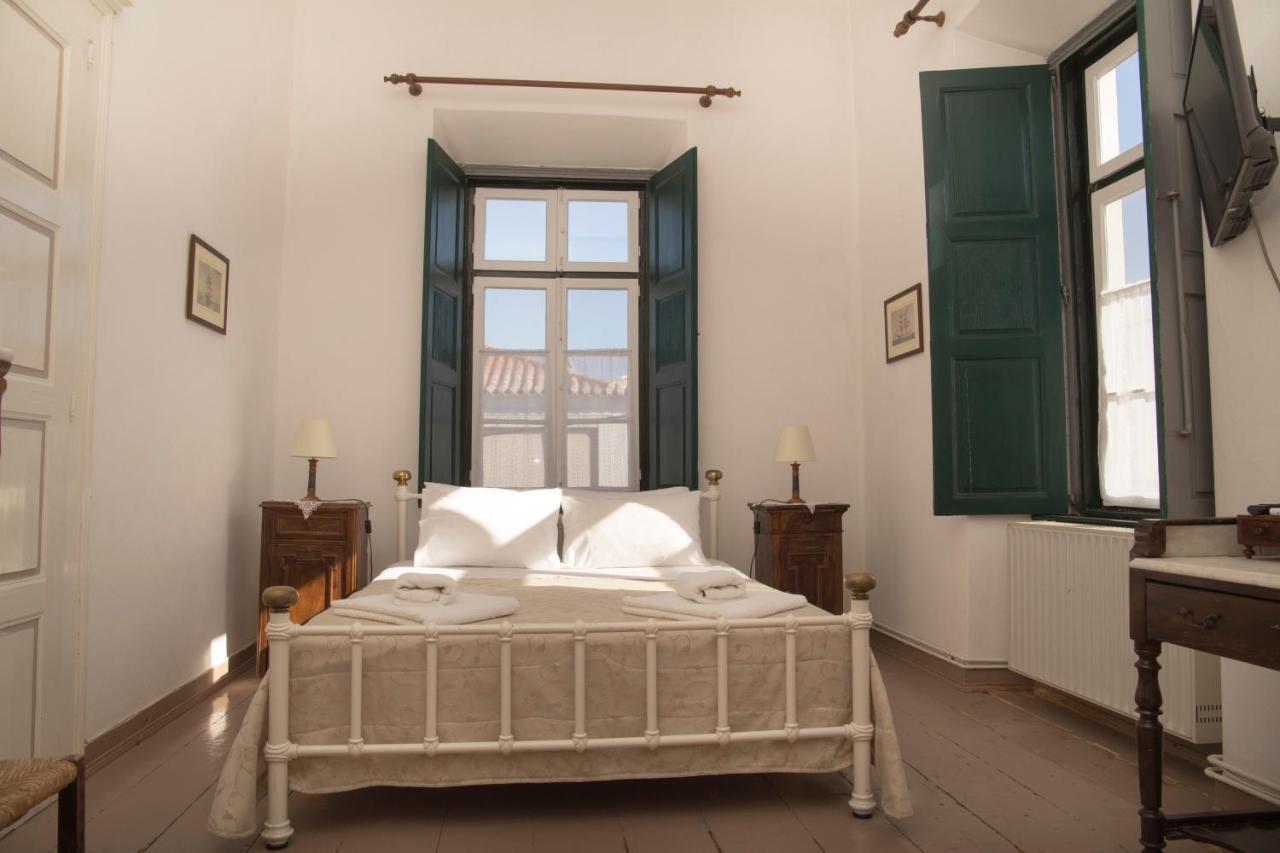 1861 Mansion Spetses Villa Luaran gambar
